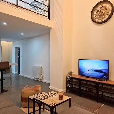 Grand Loft Avec Terrasse Privee Saint-Etienne (Loire) Exterior foto
